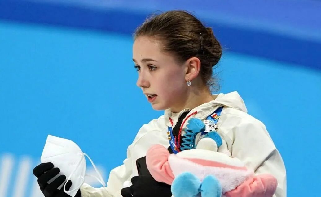 Камила прокат. Камила валиева 2023. Камила валиева рост 2020. Алена косторная 2022. Камила валиева грустная.