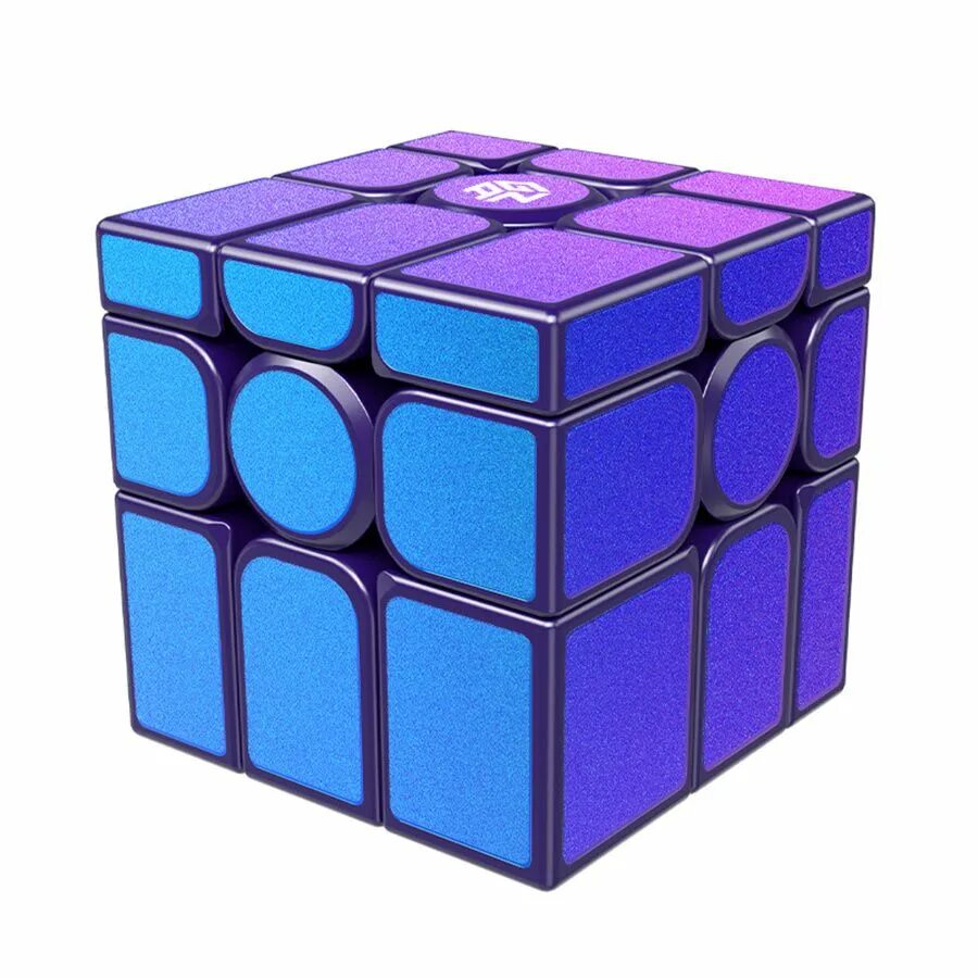 Mirror cube. Mirror cube