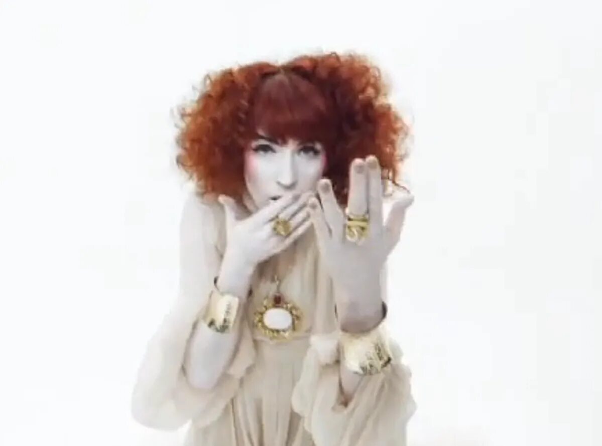 When the days are over. Флоренс Уэлч 2022. Dog Days are over Florence the Machine. Леди Гага Флоренс Уэлч. Dog Days are over Florence the Machine обложка.