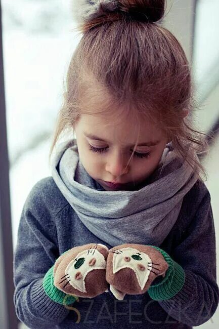 Маленькие девчонки. Ава маленькой девочки. Модные малыши. Левочка. Розовые солнцезащитные очки.