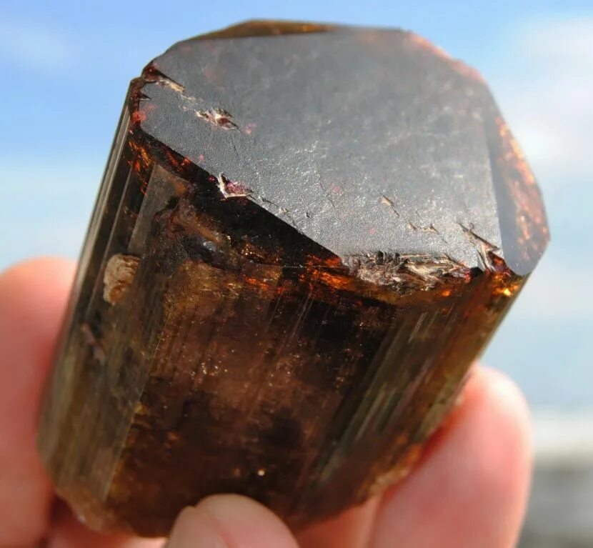 минералы коричневого цвета. дымчатый кварц / минерал. опал, волосатик, гелиотроп. гранат альмандин и рубин. авантюрин, галтовка 3-3,5 см.