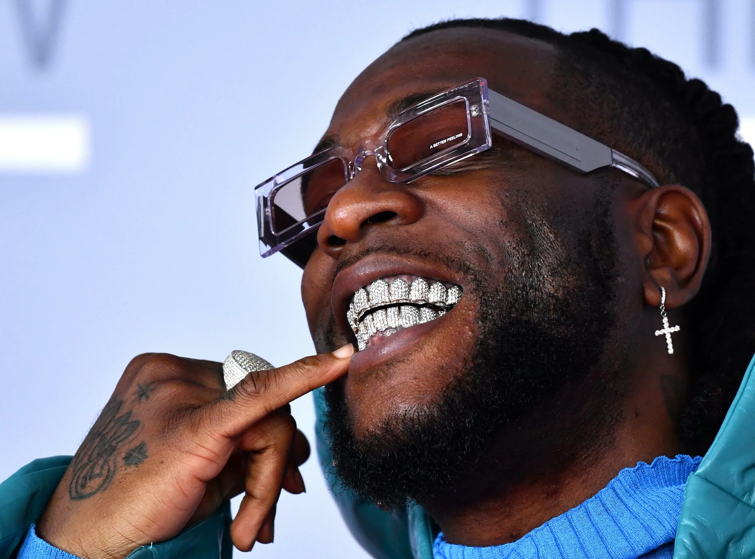 F. Основатель афробита. Burna boy. Burna boy for my hand. Фото burna boy.