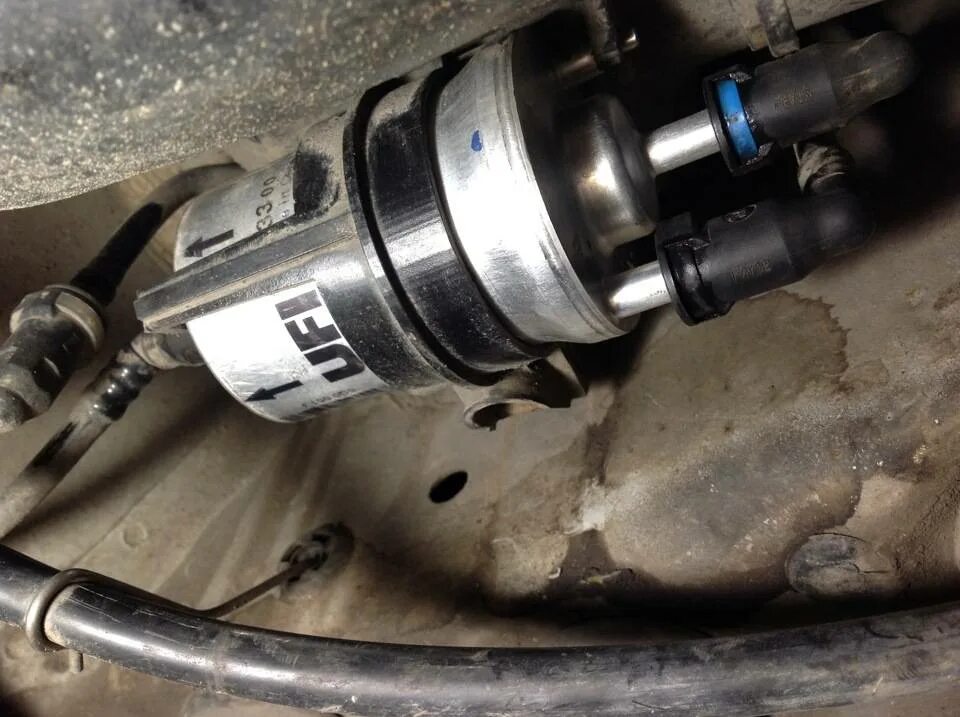 Фильтр тонкой очистки топлива ваз 21213 карбюратор. Топливный фильтр наружный киа спектра 2008. Топливный фильтр дамас. Топливный фильтр змз 402. Фильтр тонкой очистки ваз 2114.