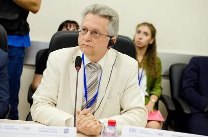 Мировые эксперты