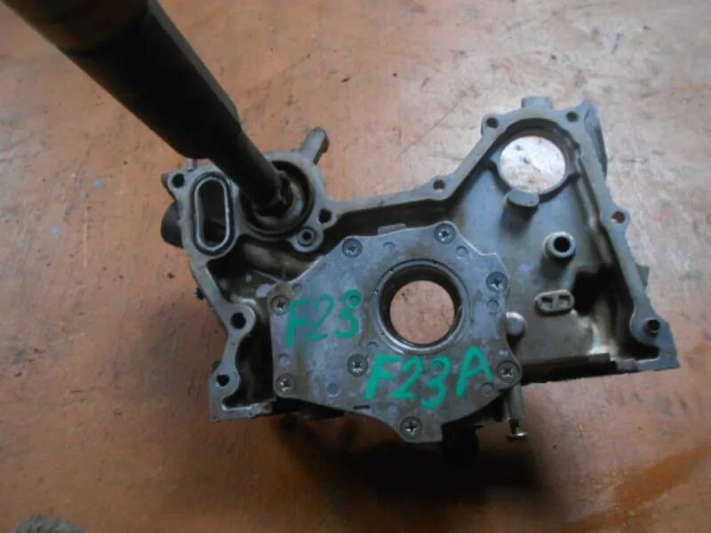 Масляный насос honda 630. Насос масляный honda cr-v rd1 b20b 15100-pr4-a03. Масляный насос хонда аккорд. Масляный насос хонда аккорд. Масляный насос хонда аккорд.