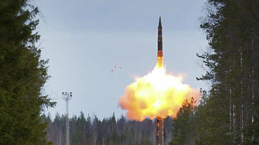 Полет тополь м. Пуск мбр ярс. тополь-м баллистическая ракета. пуск ярс плесецк.