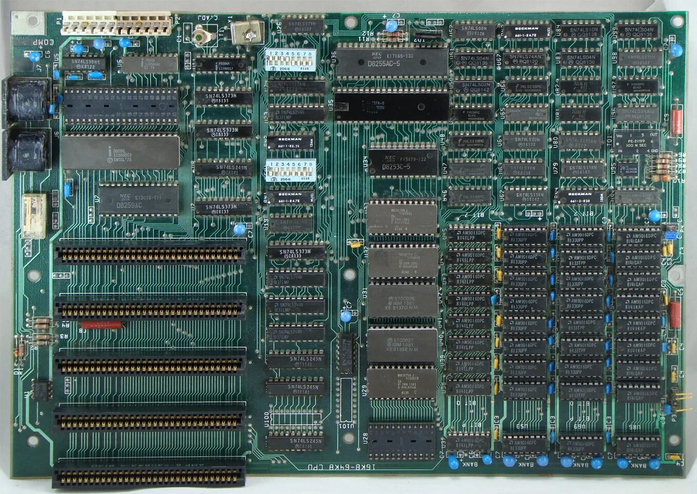 Sn n 5. IBM PC-1 материнская плата. Материнская плата PC-2 IBM. IBM 486 материнская плата. 1981 IBM 5150.