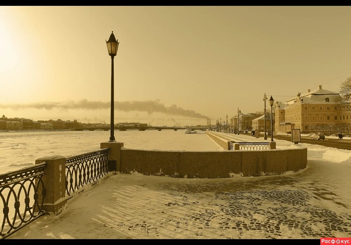 Зимний петербург набережные. Зима санкт-петербург набережные нева. Зимний петербург набережные. Питер петровская набережная нева. Набережная невы питер утро.