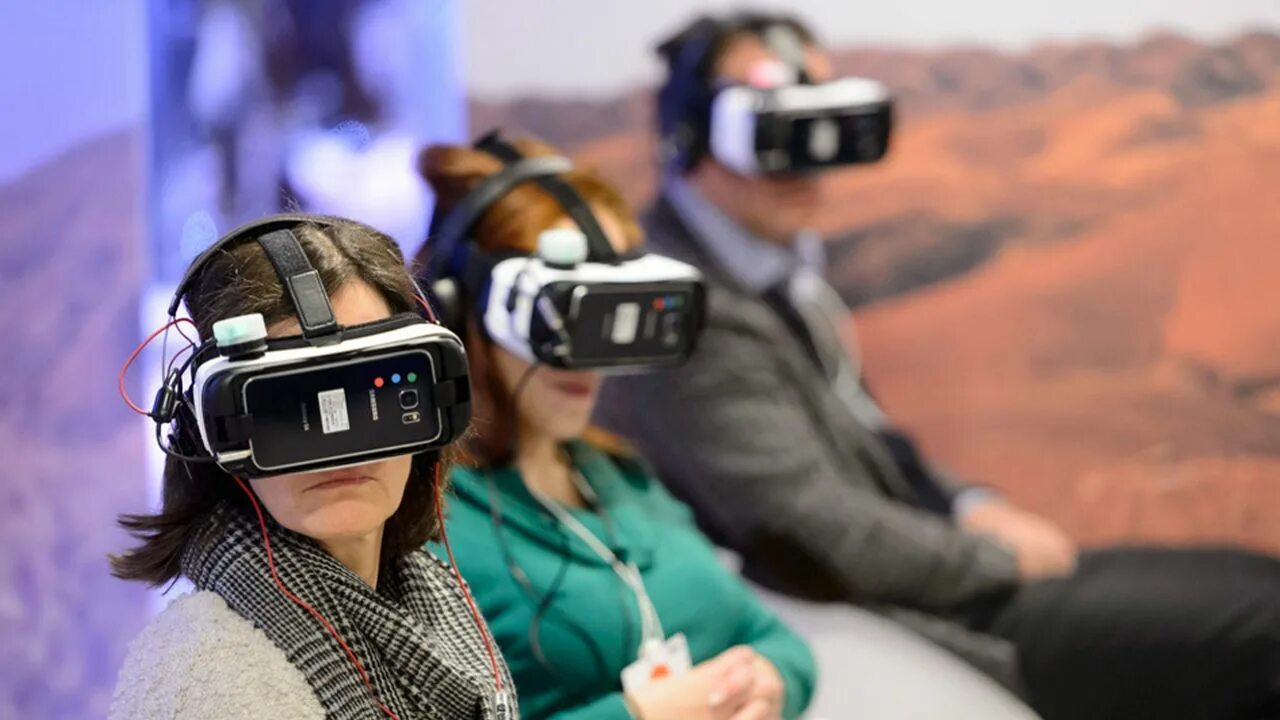 VR шлем для изучения иностранных языков. VR кинотеатр. VR шлем для изучения иностранных языков Россия.