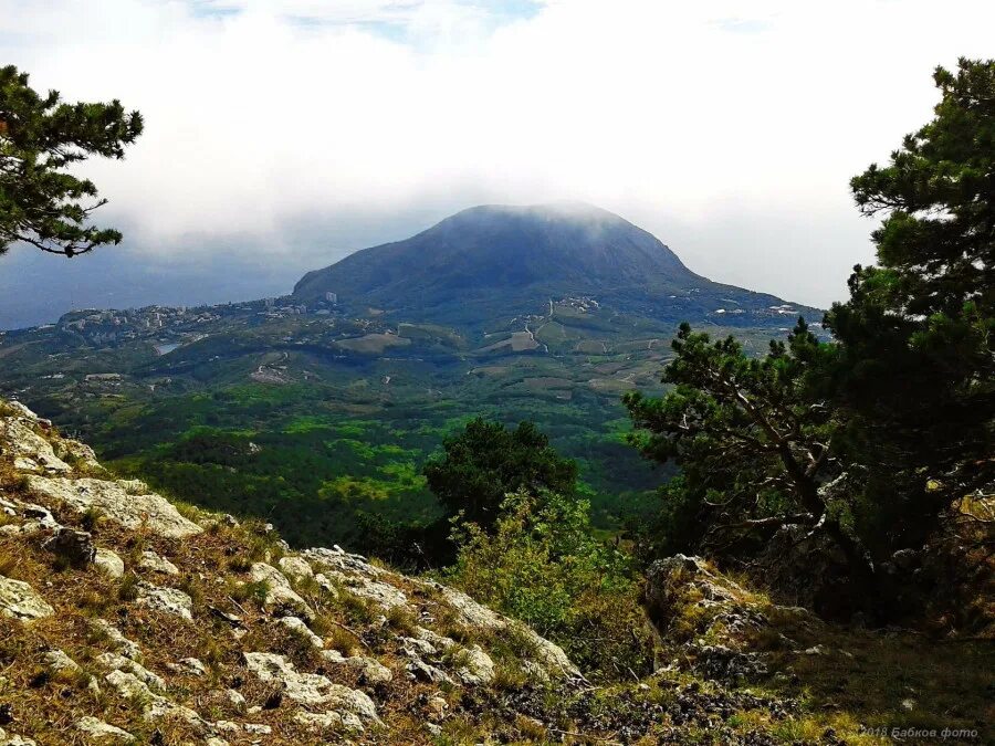 наибольшая вершина крымских гор.