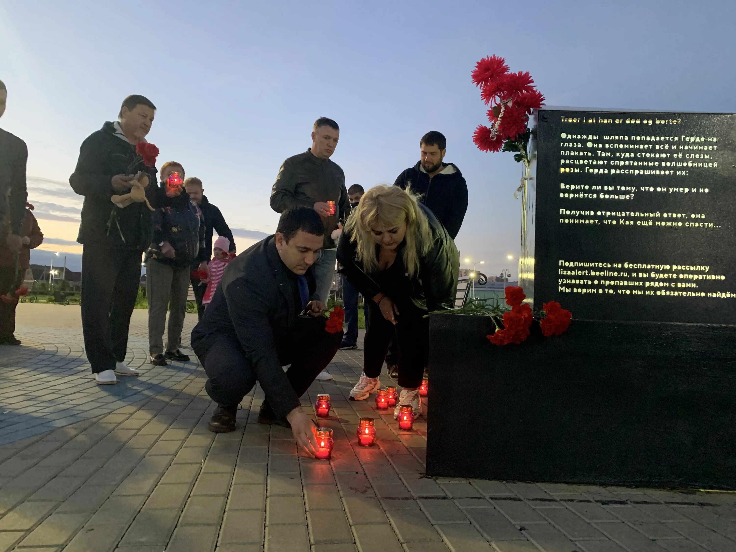 Донбассе убивали детей. Погибшим на донбассе посвящается. памяти погибших детей донбасса. память погибшим детям донбасса.
