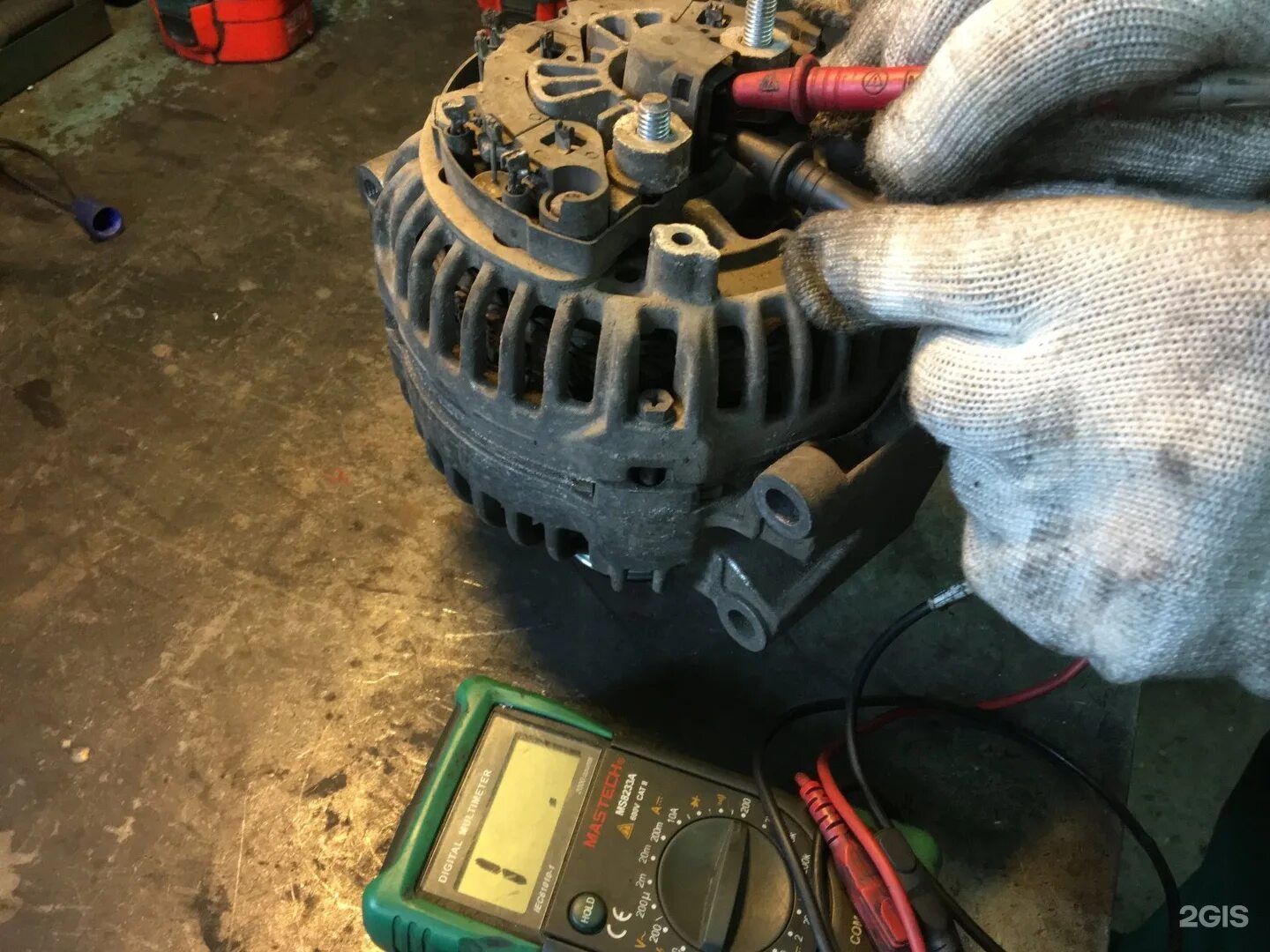 Генератор автомобильный. Каким генератором можно заменить генератор. Защита генератора нива шевроле. Генератор ваз 2111. Генератор приора 90 ампер.