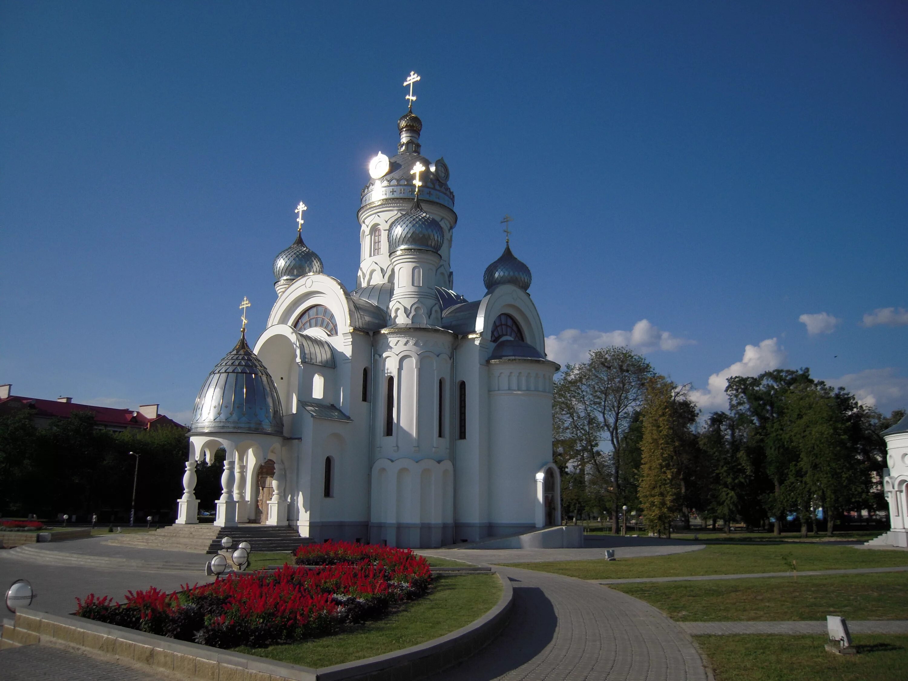 Город береза область. Город берёза Брестская область. Храм город береза Беларусь. Храм Архангела Михаила береза. Храм Архистратига Михаила береза.