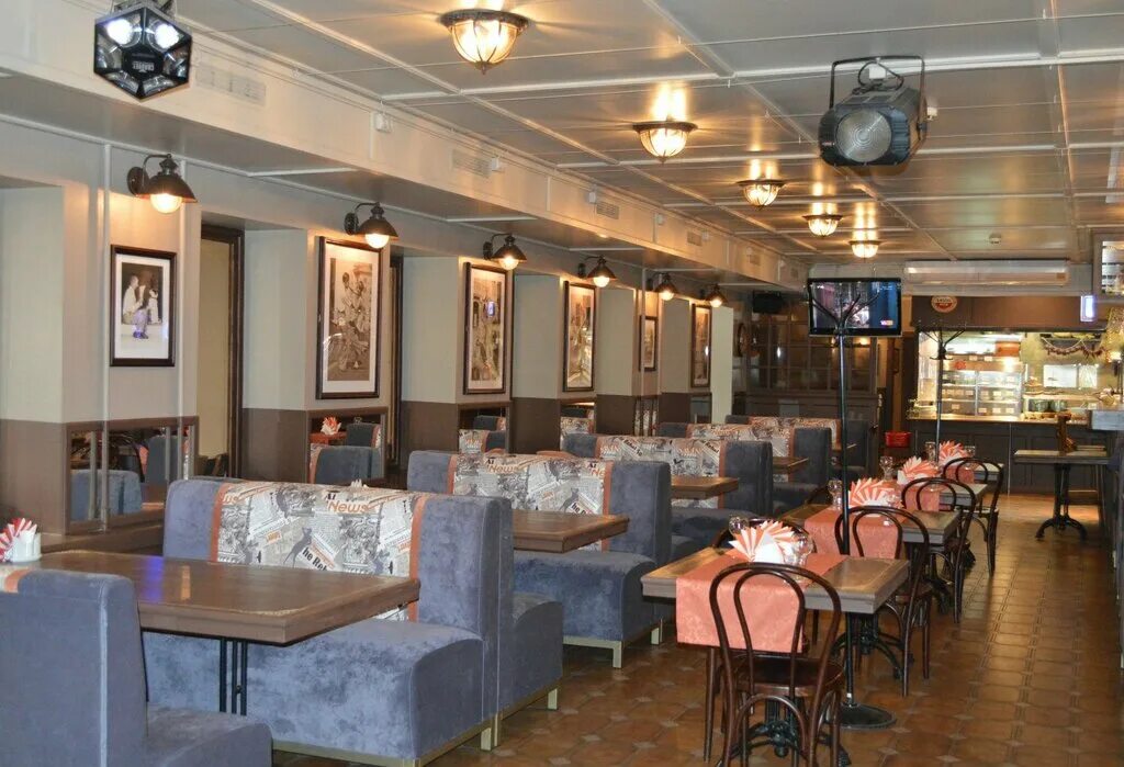 ленина 63 столовая зеленодольск. рестораны на ленина пермь. ленина 66 пермь. рестораны на ленина пермь. белка ресторан пермь интерьер.