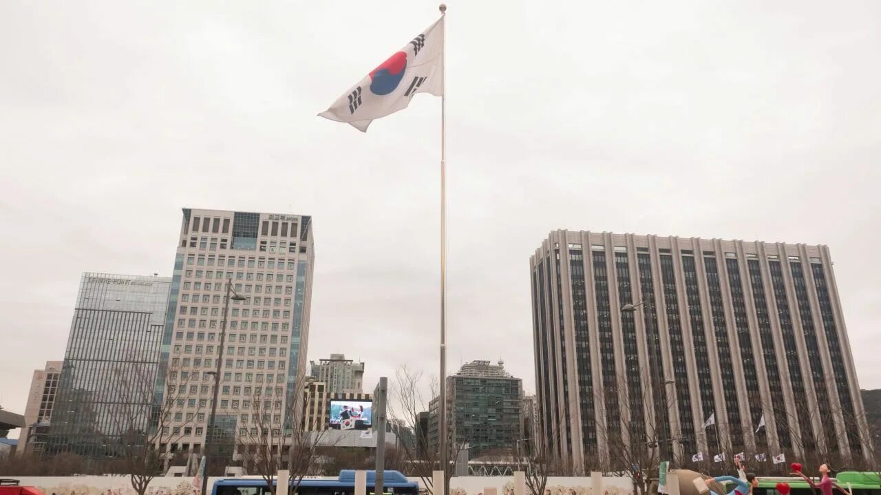 МИД Южной Кореи. МИД Южной Кореи здание. Парламент КНДР. Правительство Южной Кореи.