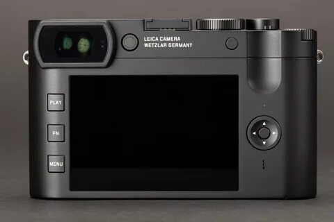 Leica q2