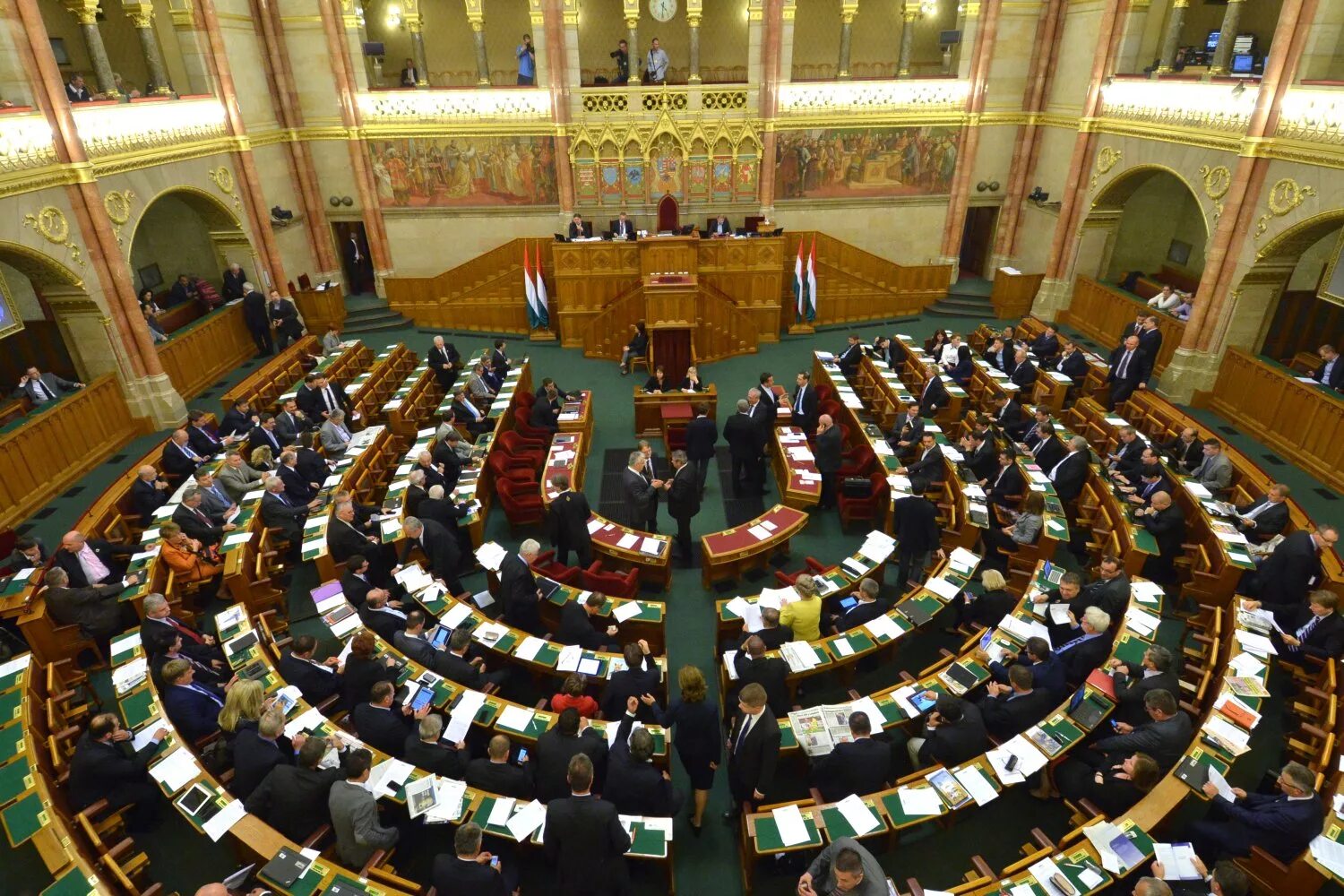 Парламент. Парламент НАТО. Венгерский парламент. Парламент Турции.