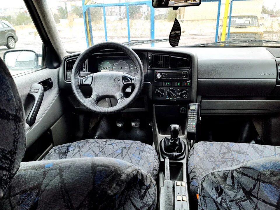 Фото салона Passat b3. - Volkswagen Passat B3, 2 л, 1993 года своими руками DRIV