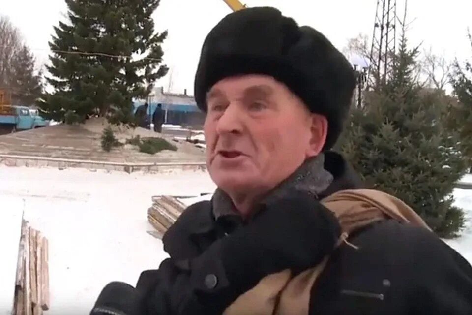 Доедающие без соли. Дед без соли доедает.