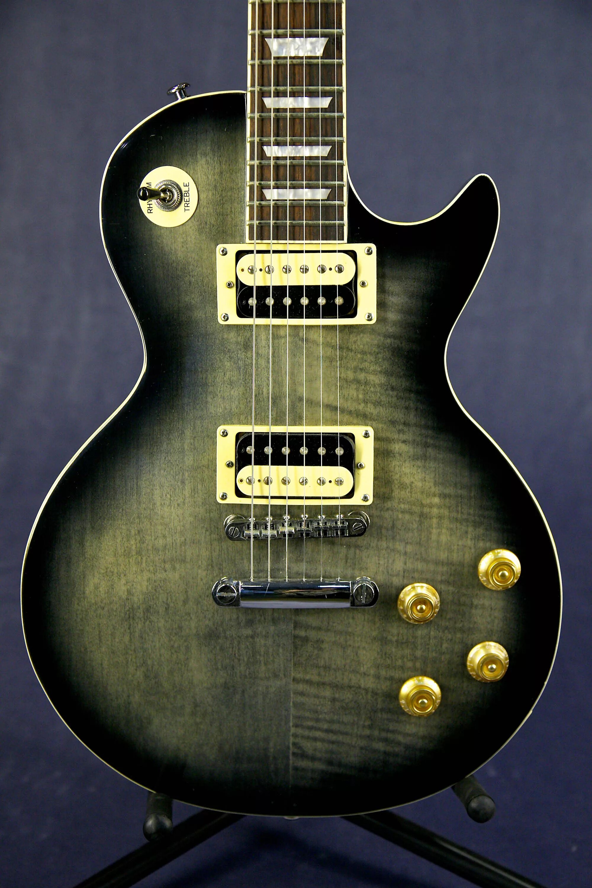 Панки с инструментами. Les paul custom replica. Navigator les paul custom 80s specs. Гибсон акустическая гитара реплика. Реплики электрогитары гибсон.