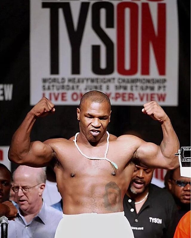 Тайсон ютубе. Майк тайсон. майк тайсон фото. майк тайсон 1998. mike tyson 1996.