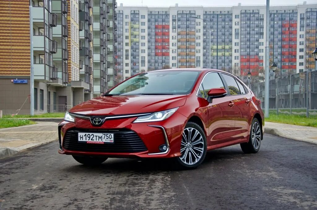 12 поколение купить. Toyota Corolla XII (e210). Toyota Corolla 2021. Toyota Corolla 12 поколение. Тойота Королла 2021 красная.