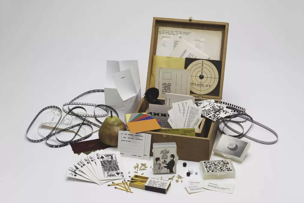 Fluxus executor download. Джордж мачюнас флюксус. коробки флюксус. fluxus art. флуксус в живописи.