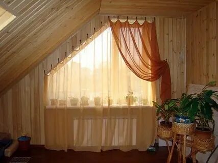 Карниз для скошенных окон