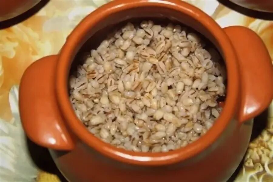 регион 29 перловка в горшочке. перловка с курицей в горшочке. перловая каша с курицей в горшочке. перловка с курицей в горшочке. перловка с курицей в горшочке.