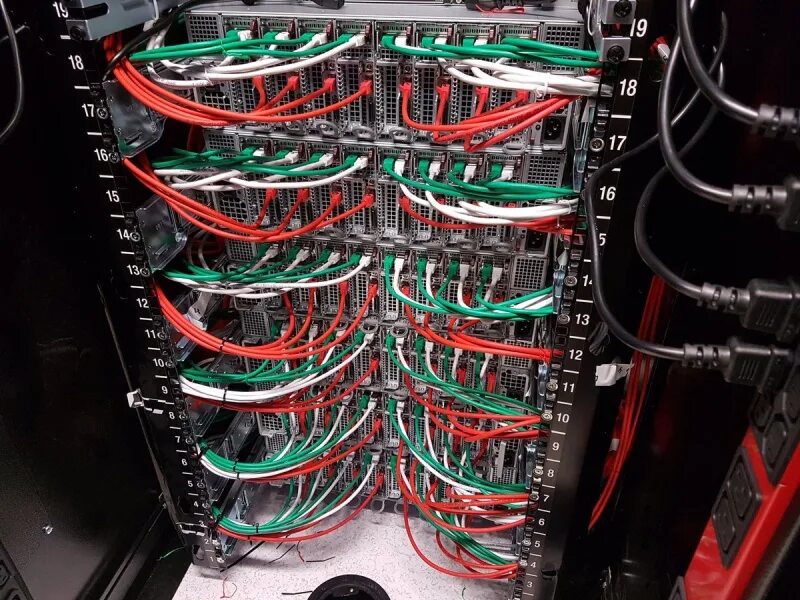 Книги stray. Мониторинг цод. Выгородка стоек цод dataline коровинский. Andrew w. Window of vulnerability.