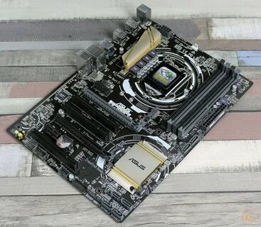 Материнская плата asus xeon