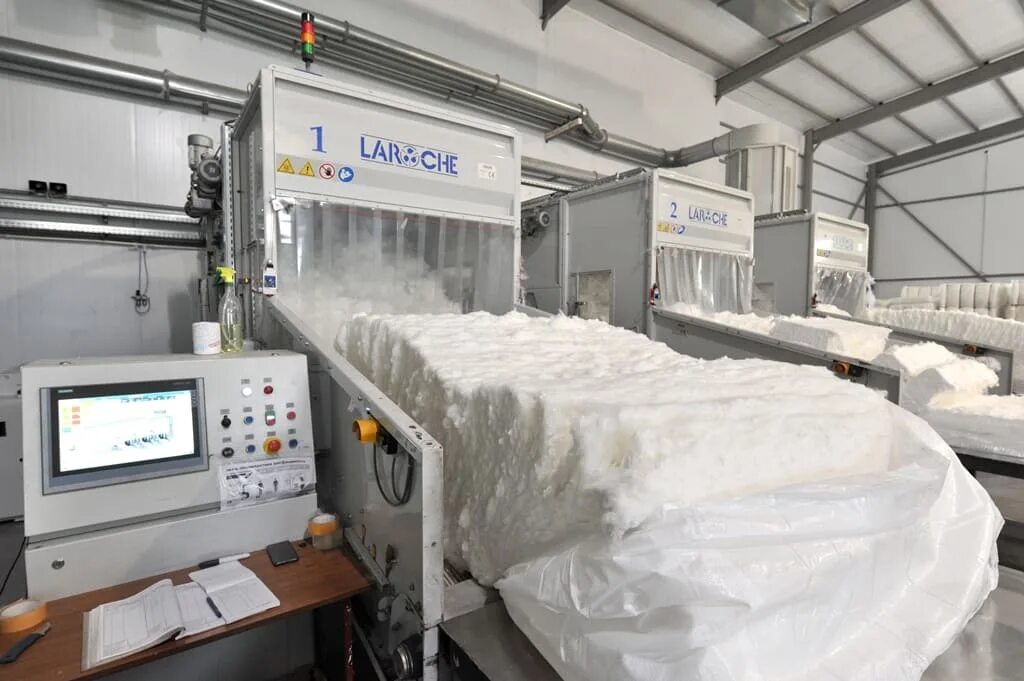 Производство г шахты. Шахтинский полиэфирный завод. Шахты ростовский электрометаллургический завод. Производство г шахты. Завод вотерфолл в шахтах.