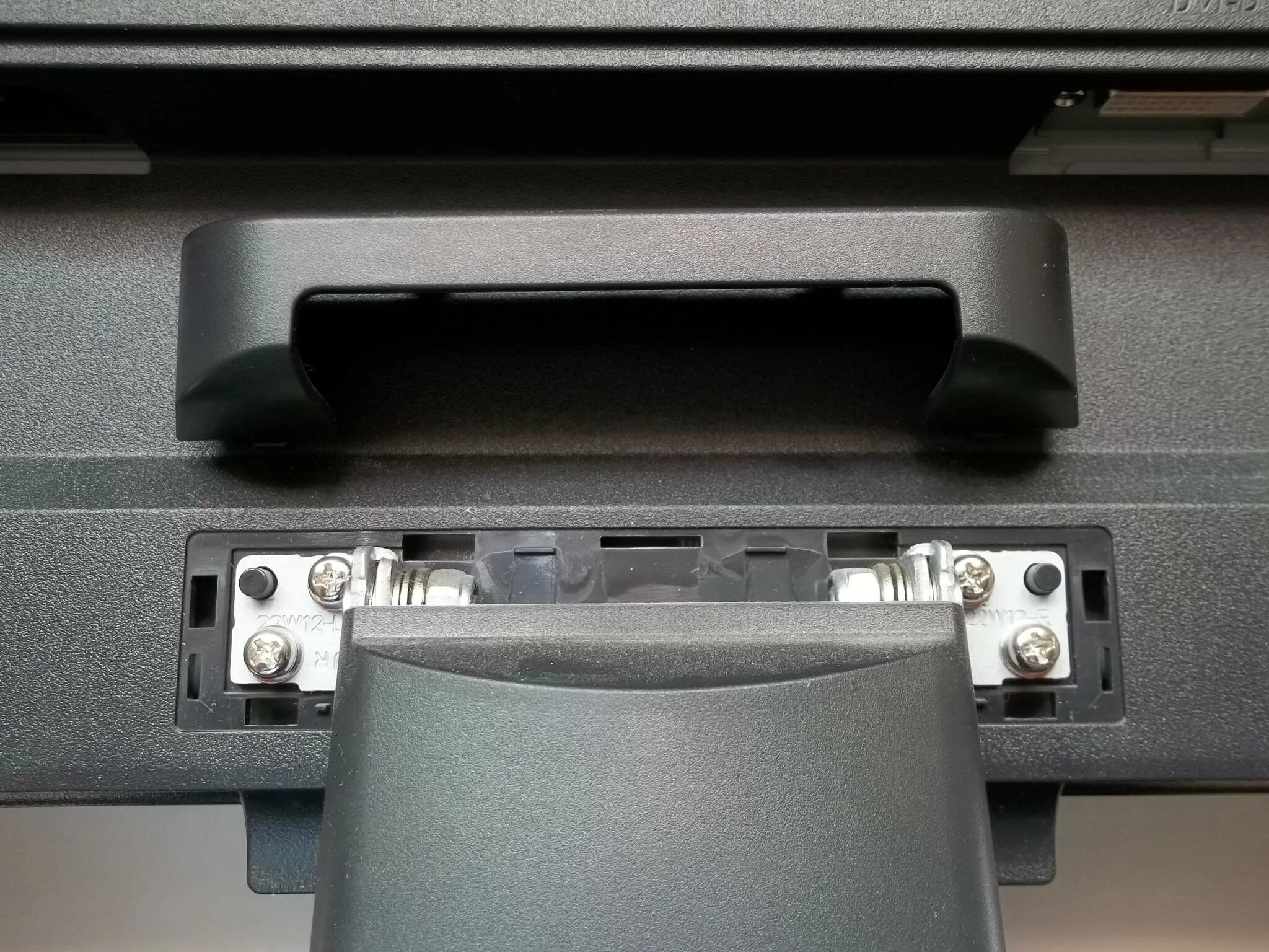 Монитор acer al2016w. Al1916 разборка. Как разобрать монитор асер. Разобрать монитор acer al2017a. Как разобрать монитор асер.