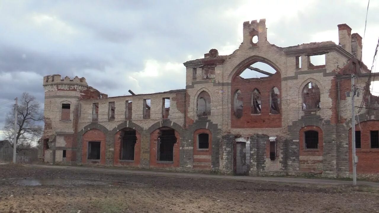 Под владимиром в поселке муромцево стоит егэ. Владимиро-суздальский музей-заповедник муромцево. восстановленная усадьба &quot;муромцево&quot;. усадьба храповицкого визит центр. гендиректора владимиро-суздальского музея-заповедника.