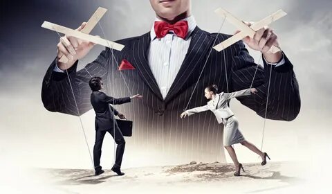 Мужчины кукловоды