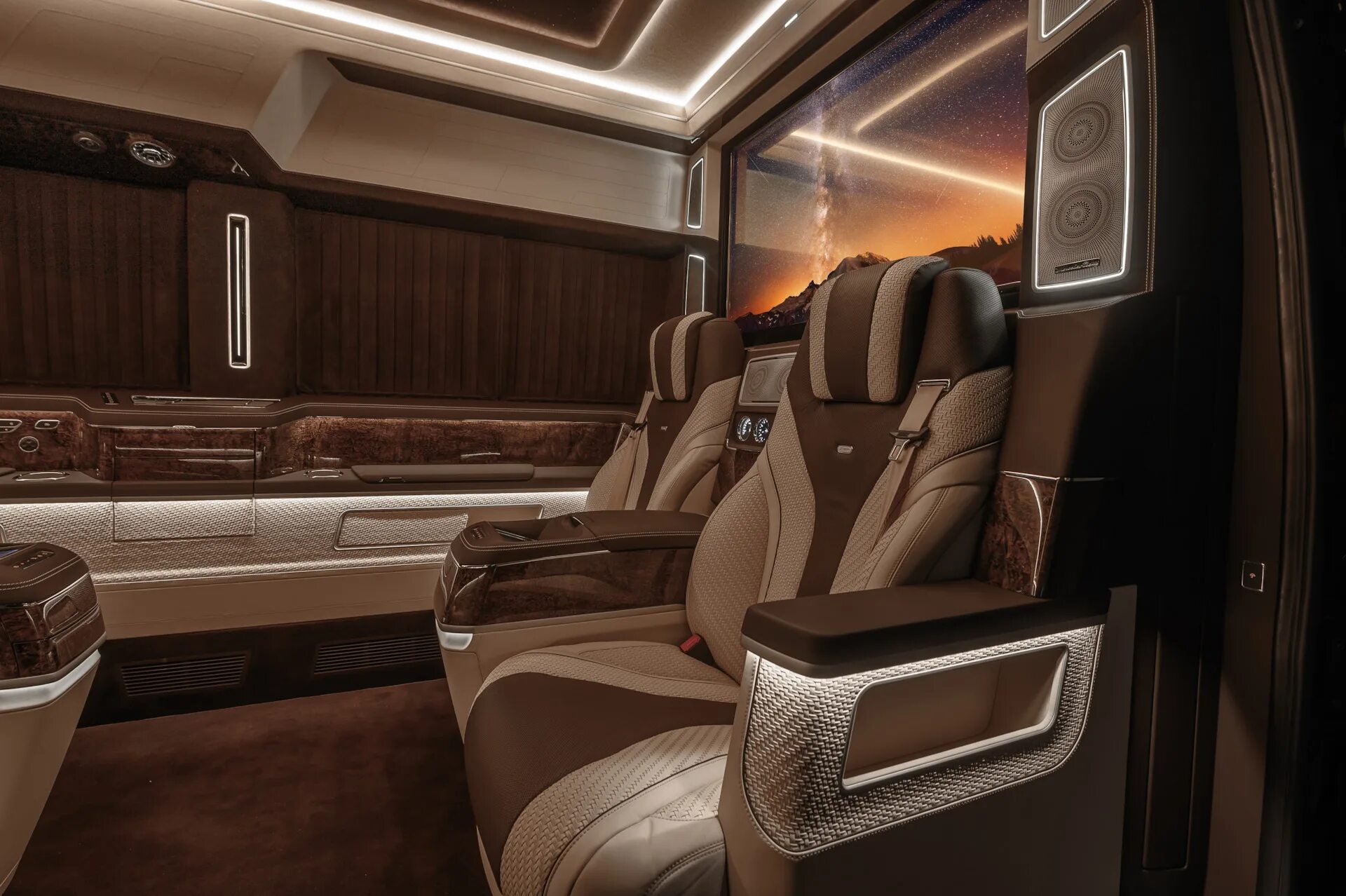 Микроавтобус майбах. Мерседес спринтер майбах. mercedes sprinter maybach. mercedes-benz v-class zart 87. мерседес спринтер майбах 2025.