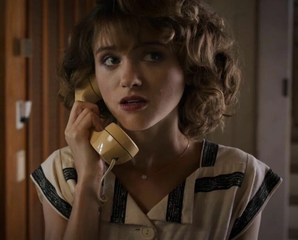 Нэнси уилер. Очень странные дела сестра. Очень странные дела нэнси уилл. Очень странные дела сестра. Наталия дайер очень странные дела.