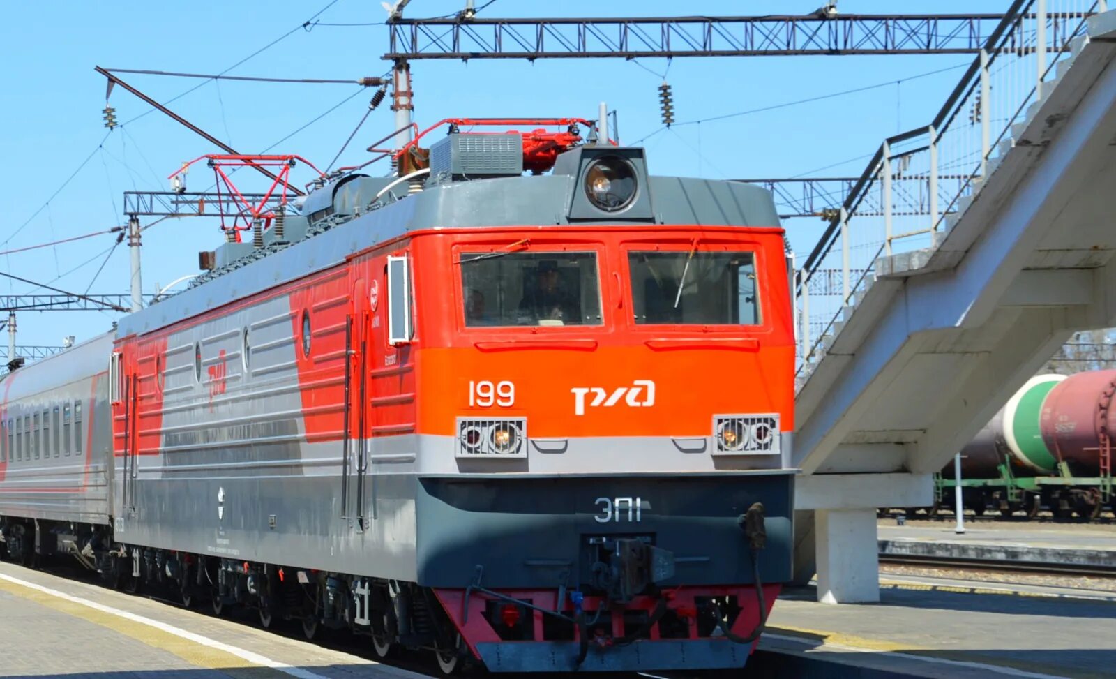 М15 ржд фото. Путешествие на поезде семьей. Детское путешествие на поезде. Детское путешествие на поезде. Многодетная семья.