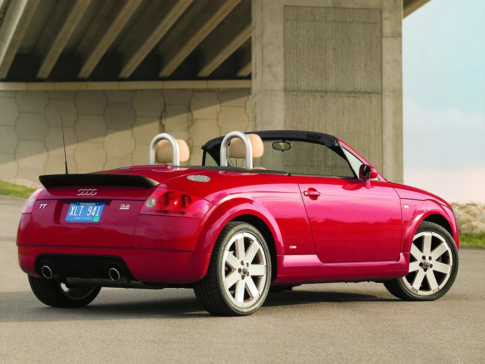 Ауди ТТ 2005 кабриолет. Audi TT кабриолет 2004. Audi TT 8 кабриолет. Audi TT 2004 Roadster.