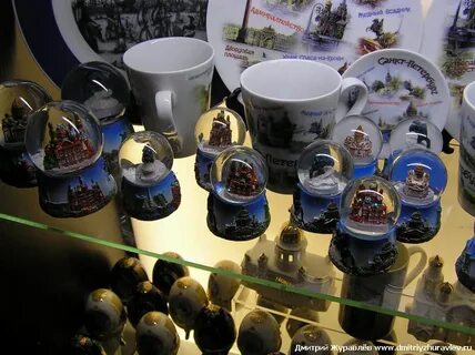 Какой сувенир можно привезти из питера