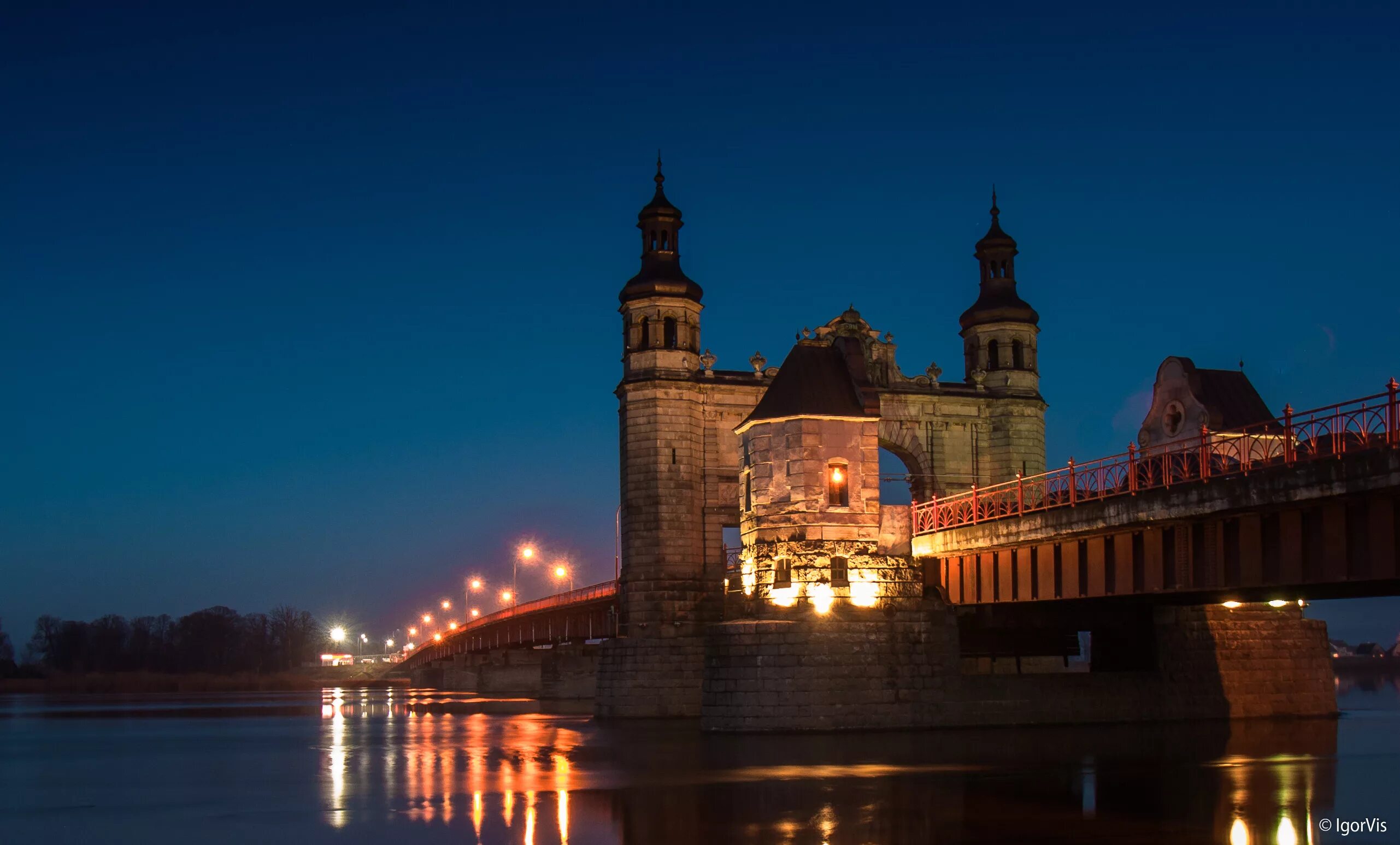 луизы у озера город советск. советск тильзит мост королевы луизы. мост королевы луизы калининград. советск ленинградская. советск ленинградская.