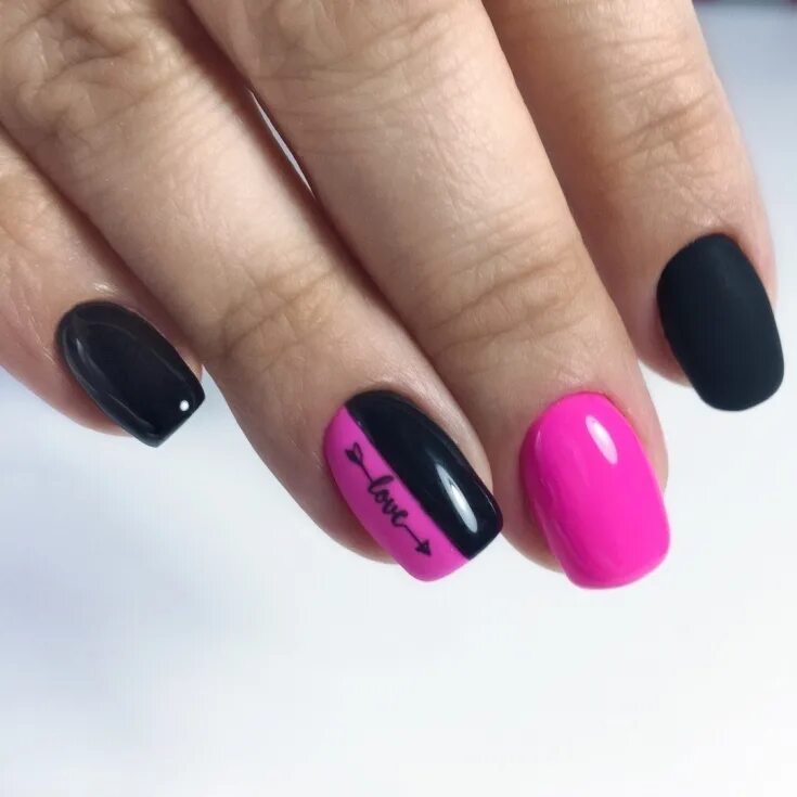 маникюр ярко-розовый с черным. маникюр розовый с черным. черный маникюр. черный френч 2017. маникюр на короткие ногти черно розовый.