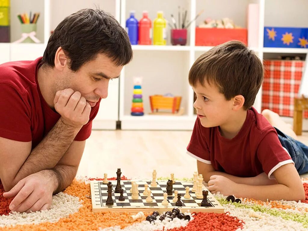 Конфликты в семье. Настольная игра «семейное». Родители проиграли. Финансовые проблемы в семье. Игры для детей.