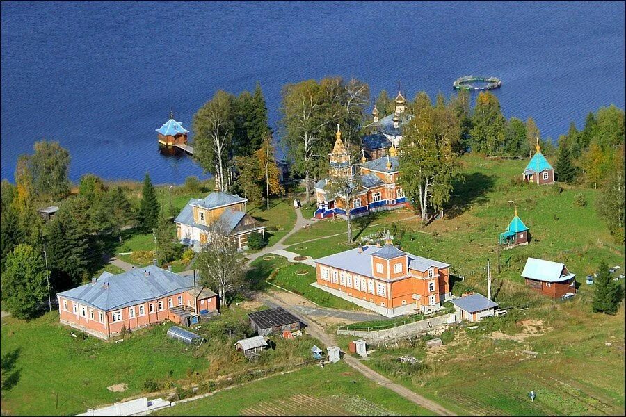 Важеозерский монастырь фото