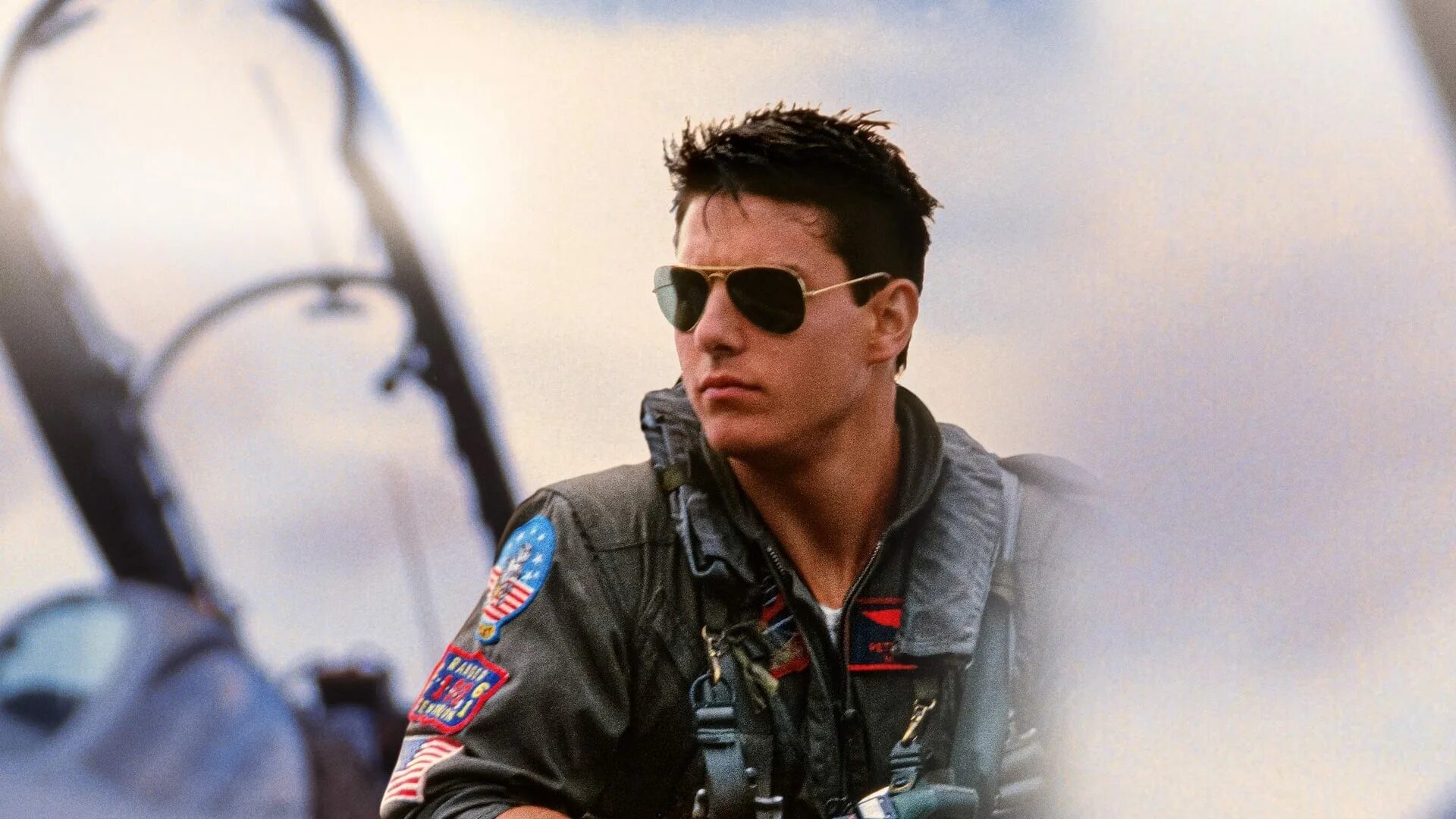 Top gun 1986 video game. Том Круз топ Ган 1986. Top Gun том Круз. Том Круз топ Ган 1986 Авиаторы. Том Круз Авиатор.