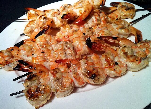 рецепт лангустинов в духовке. лангустины начиненные. лангустины запеченные в духовке. лангустины. жареные королевские лангустины.