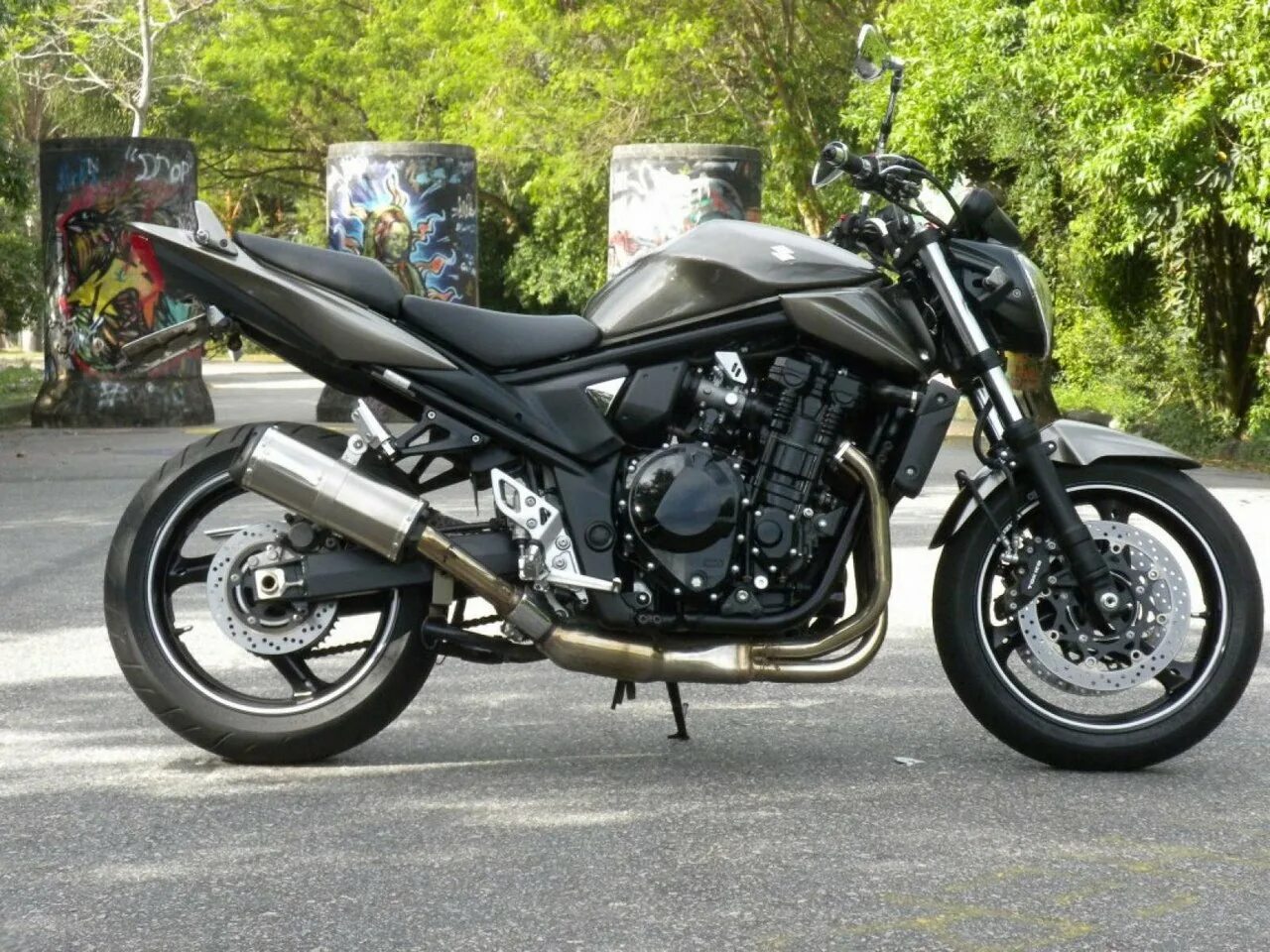 Bandit 1250. Suzuki bandit 1250 2007. Сузуки бандит 2007. Suzuki gsf 1250. Suzuki bandit 1250s.