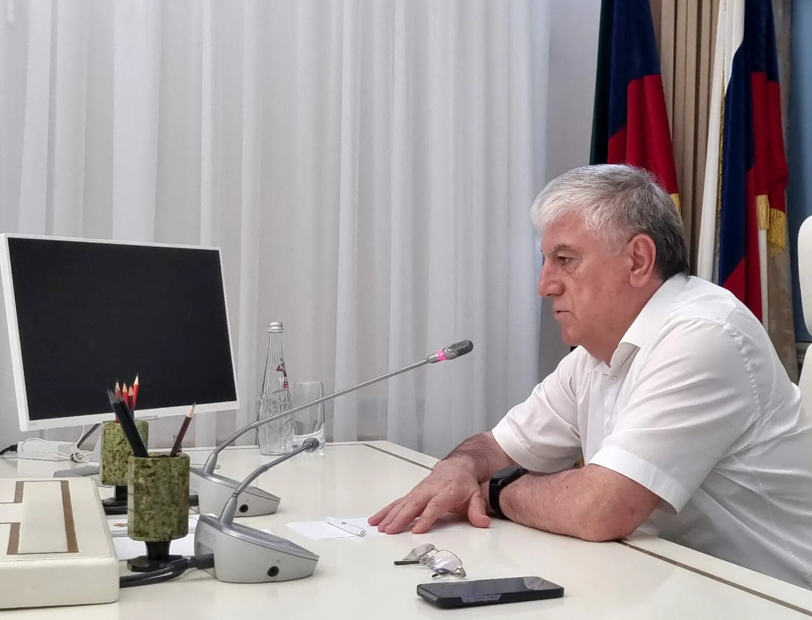 Развитие махачкала. Глава города махачкалы умавов. Развитие махачкала. Меликов совещание. Образовательные центры в махачкале.