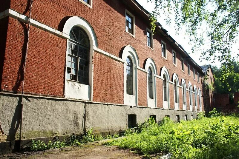 Ч п новгород. Дтп под великим новгородом. Новгородская область новоселицы в ч 22558. Автобус врезался в здание университета в великом новгороде. Ч п новгород.
