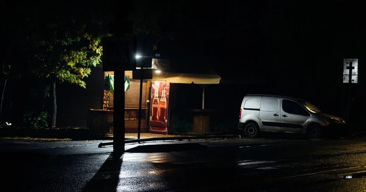 Перекресток смоленск крупской. Смоленск осень. 17 ноября в смоленске утро. Авария на кутузова смоленск. 17 ноября в смоленске утро.